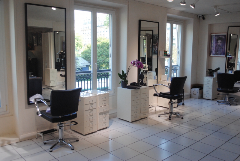 salon-coiffure-LE REVEST LES EAUX-min_floor-home-office-property-living-room-room-781228-pxhere.com